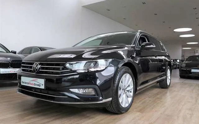 Volkswagen Passat Variant 2.0TDi 150PK DSG*ELEGANCE*NIEUW MODEL 2021*TOP !!! Image 2