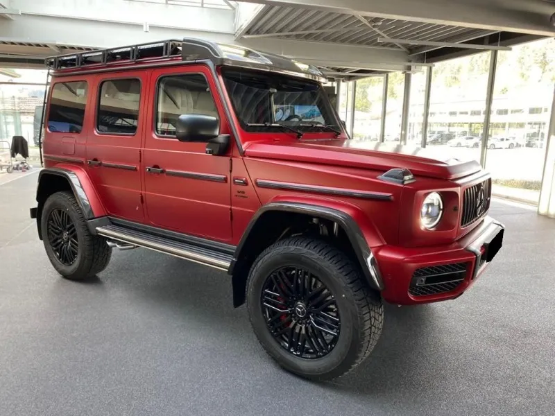 Mercedes-Benz G 63 AMG 4x4 2 =AMG Carbon Exterior & Interior Image 1