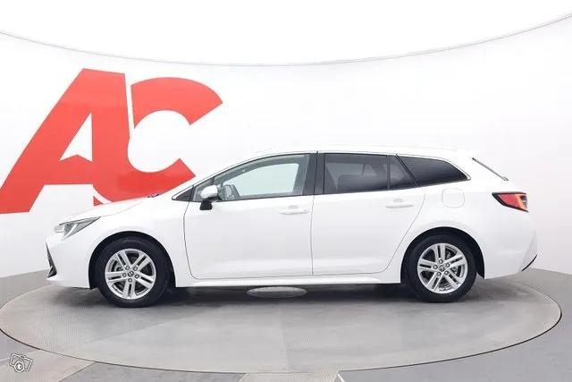 Toyota Corolla Touring Sports 1,8 Hybrid Prestige Edition -  Image 2