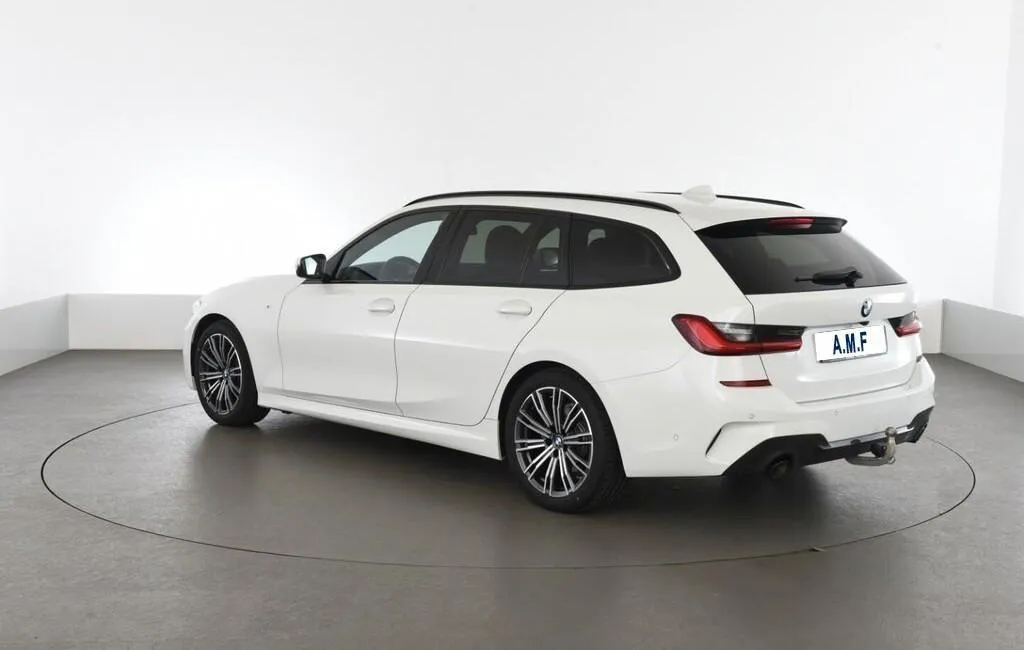 BMW Serie 3 318d Touring Msport Image 5