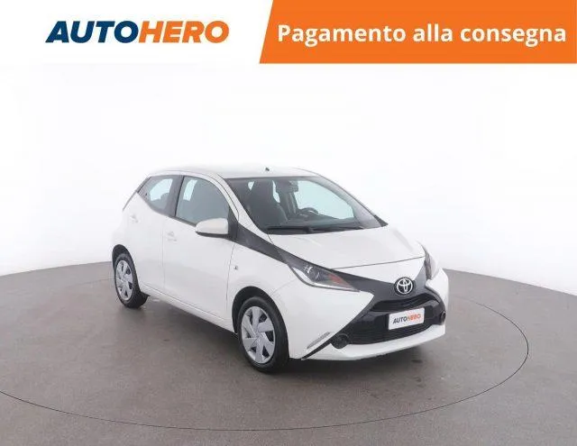 TOYOTA Aygo 1.0 VVT-i 69 CV 5p. x-play Image 6