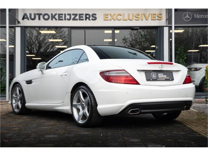 Mercedes-Benz SLK 200 AMG  Image 4