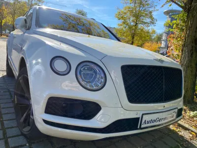 Bentley Bentayga 3.6 4WD 449PS Hybrid (Diesel/Elektro) 