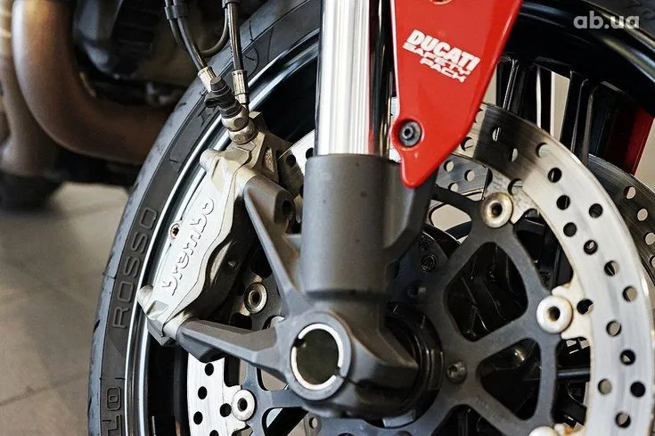 Ducati Monster Image 4